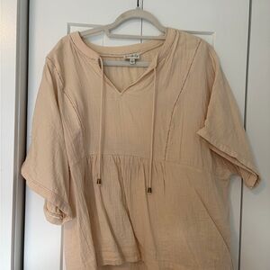 Wonderly Women's Blouse in Cream